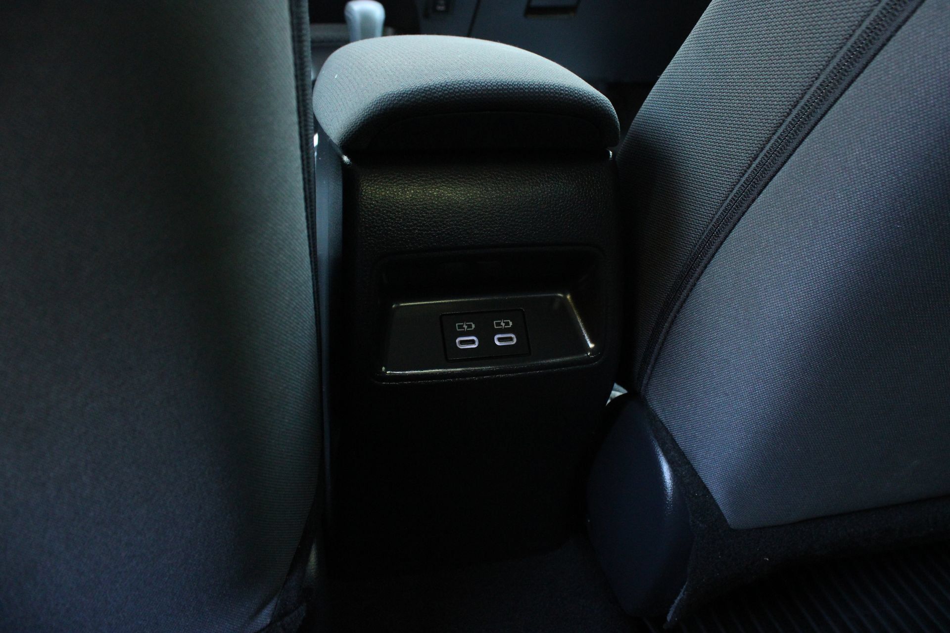 Used 2025 Toyota Corolla LE FWD image 18