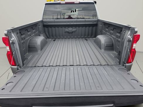 Used 2022 Chevrolet Silverado 1500 RST AWD/4WD image 30