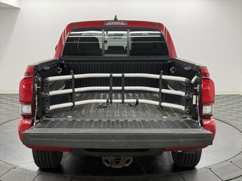 Certified 2022 Toyota Tacoma SR image 11