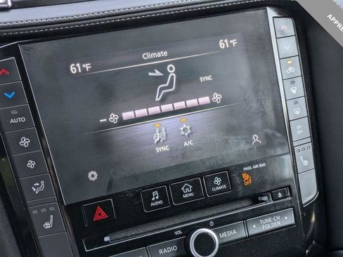 Certified 2022 INFINITI QX50 Luxe w/ Appearance Package image 11