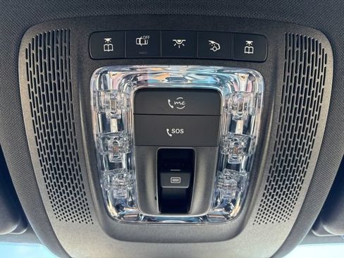 Used 2025 Mercedes-Benz GLE 350 4MATIC image 18