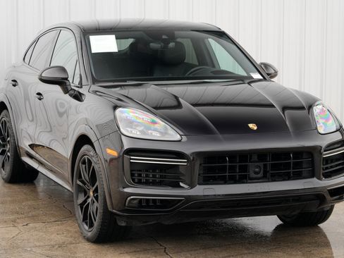 Used 2022 Porsche Cayenne Turbo image 58