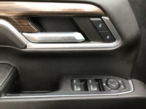Used 2022 Chevrolet Silverado 1500 RST AWD/4WD image 22