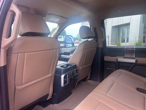 Used 2022 Ford F350 Lariat w/ Lariat Ultimate Package AWD/4WD image 13