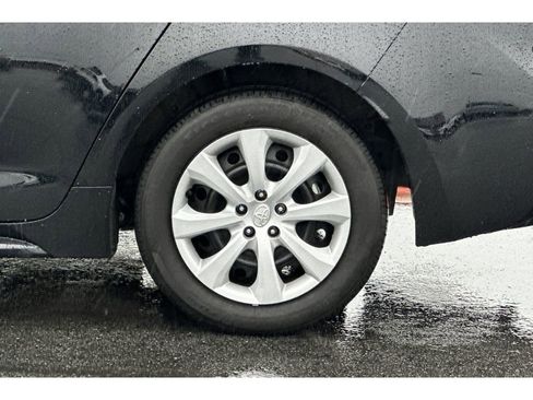 Certified 2025 Toyota Corolla LE image 30