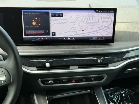 Used 2024 BMW X5 sDrive40i RWD image 30