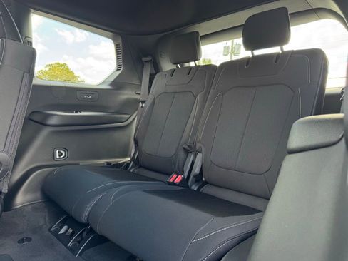 New 2025 Jeep Grand Cherokee L Laredo w/ Luxury Tech Group I image 31