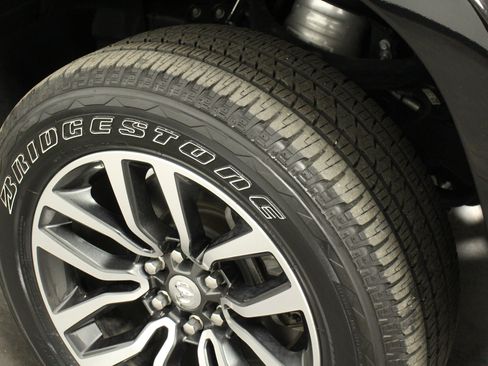 Used 2025 RAM 1500 Limited image 11