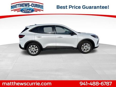 Certified 2025 Ford Escape Active FWD image 3