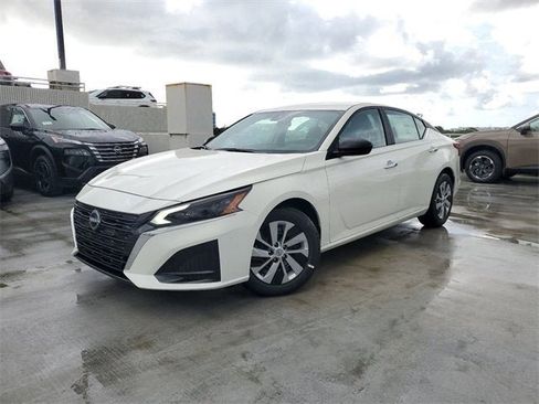 New 2025 Nissan Altima 2.5 S image 15