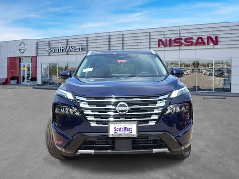 New 2026 Nissan Rogue Platinum AWD/4WD image 10