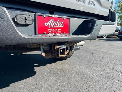 Used 2020 Toyota Tacoma TRD Off-Road image 7