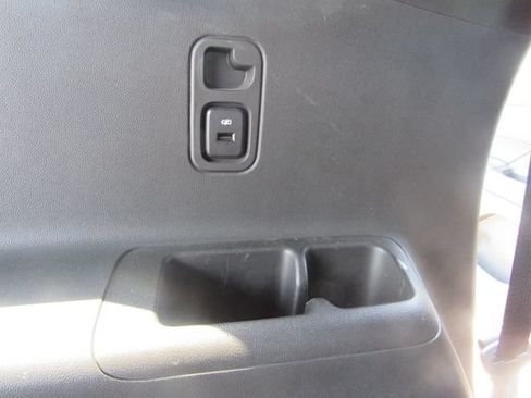 Used 2023 Chevrolet Traverse LT AWD/4WD image 25