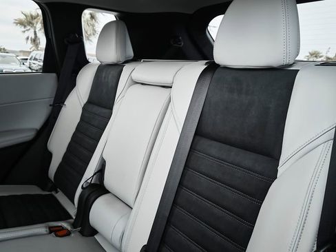 New 2026 Mitsubishi Outlander SE FWD image 24