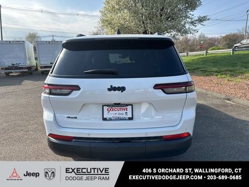Used 2023 Jeep Grand Cherokee L Laredo AWD/4WD image 6