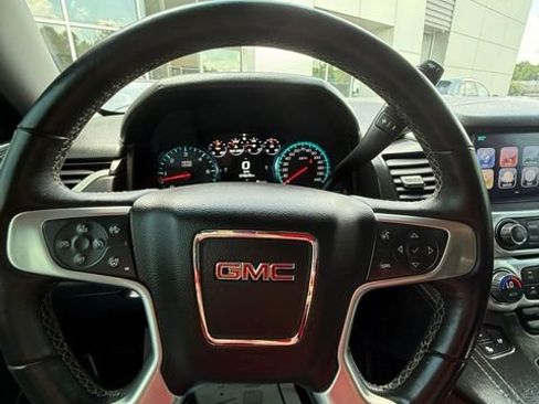 Used 2017 GMC Yukon SLT w/ Open Road Package RWD image 11