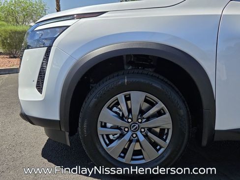 New 2026 Nissan Pathfinder SV FWD image 10