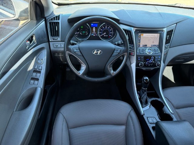 Used 2013 Hyundai Sonata Limited FWD image 23