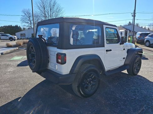 Used 2023 Jeep Wrangler Sport image 5