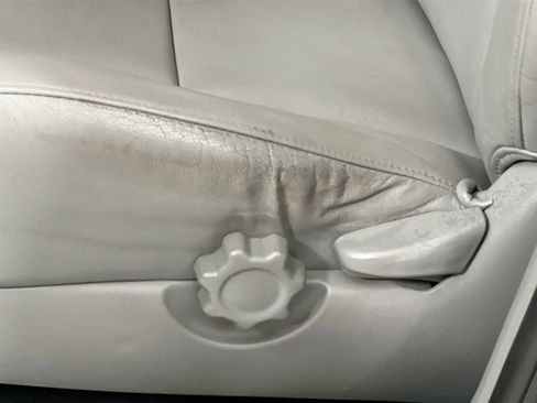 Used 2013 Toyota Tacoma PreRunner w/ Limited Pkg image 15