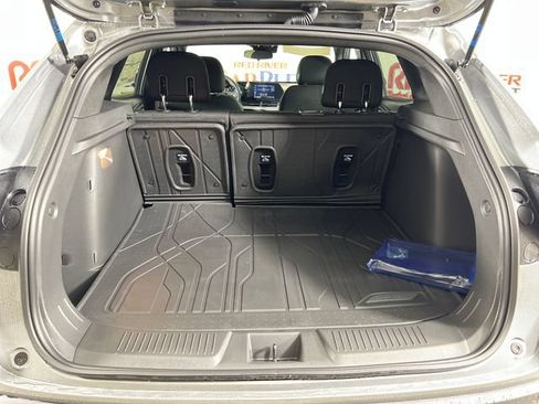 New 2026 Chevrolet Trax RS w/ Sunroof Package FWD image 22