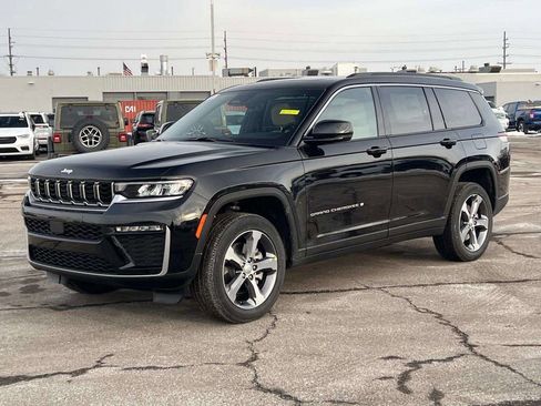 New 2026 Jeep Grand Cherokee L Limited image 5