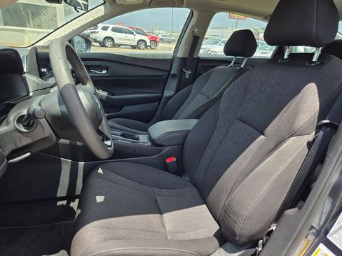 Used 2025 Honda Accord SE image 24