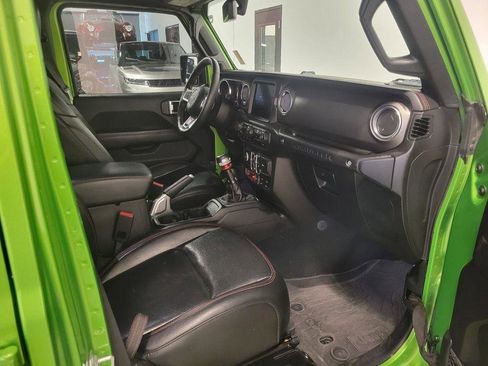 Used 2018 Jeep Wrangler Unlimited Rubicon image 25