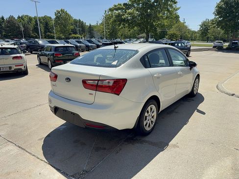 Used 2015 Kia Rio LX w/ Power Package FWD image 4