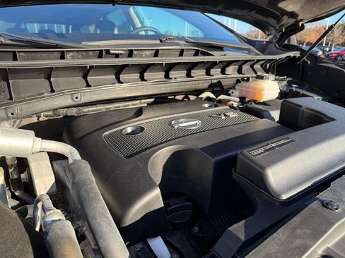 Used 2018 Nissan Murano Platinum w/ Cargo Package image 36