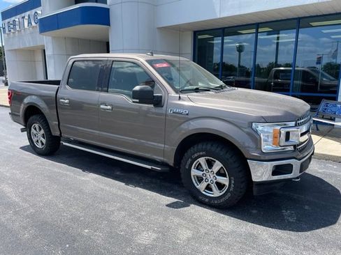 Used 2018 Ford F150 XLT w/ Equipment Group 302A Luxury AWD/4WD image 2