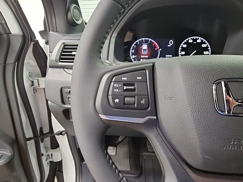 New 2026 Honda Ridgeline RTL image 25