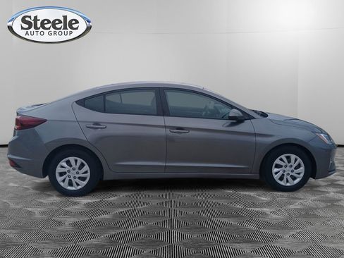 Used 2020 Hyundai Elantra SE w/ Cargo Package (C1) image 6