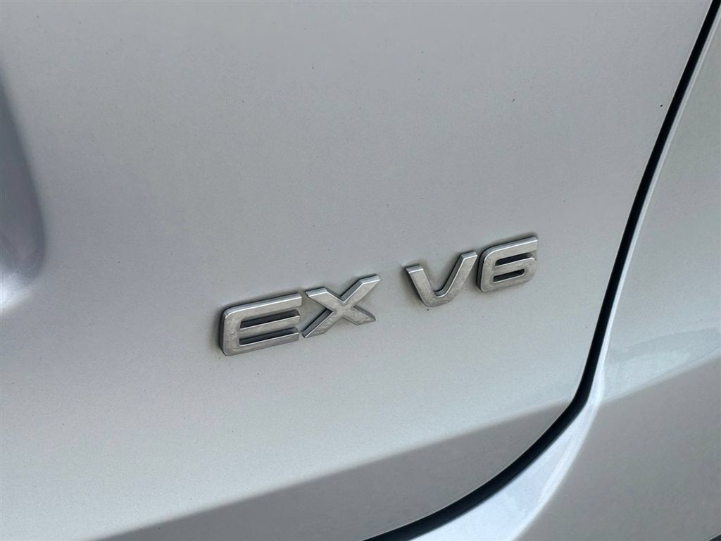 Used 2016 Kia Sorento EX FWD image 11