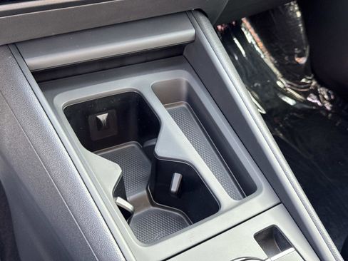 New 2026 Volkswagen Tiguan SE R-Line image 24