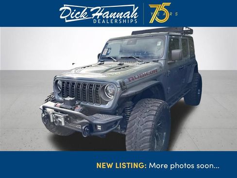 Used 2025 Jeep Wrangler Unlimited Rubicon AWD/4WD image 1