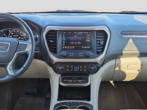 Used 2020 GMC Acadia Denali image 14