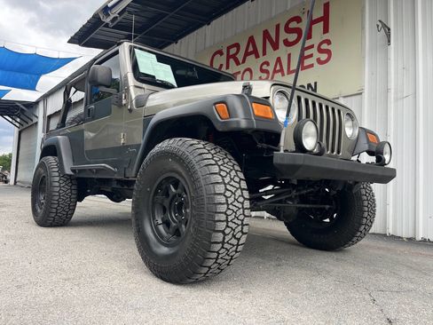 Used 2005 Jeep Wrangler Unlimited image 3