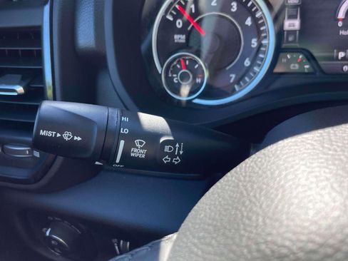 Used 2023 RAM 1500 Big Horn AWD/4WD image 25