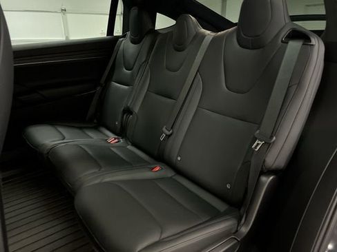 Used 2023 Tesla Model X image 25