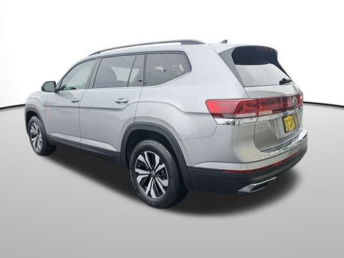 New 2026 Volkswagen Atlas SE image 3
