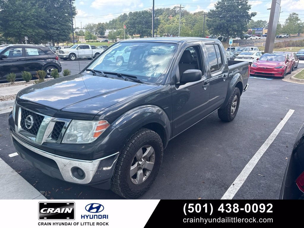 Used 2011 Nissan Frontier SV RWD image 1
