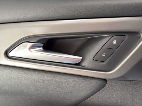 New 2026 Chevrolet Traverse LT image 21