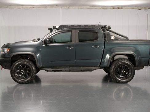 Used 2018 Chevrolet Colorado ZR2 w/ ZR2 Dusk Special Edition AWD/4WD image 2