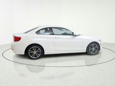 Used 2019 BMW 230i xDrive Coupe w/ Premium Package image 9
