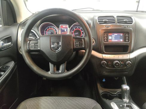 Used 2019 Dodge Journey SE FWD image 22