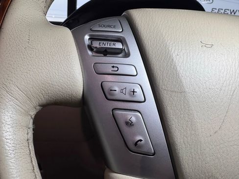 Used 2016 INFINITI QX80 4WD w/ Deluxe Technology Package image 30