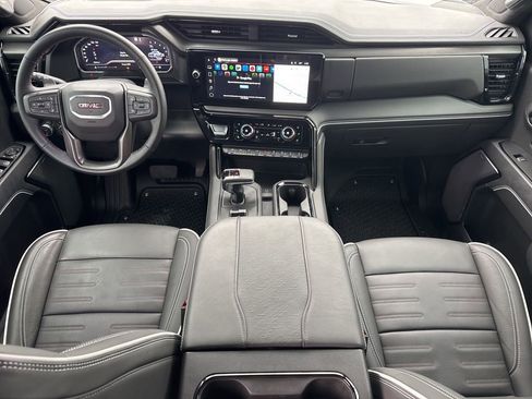 Used 2025 GMC Sierra 1500 AT4X image 28