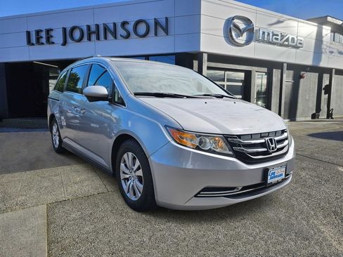 Used 2016 Honda Odyssey SE image 7