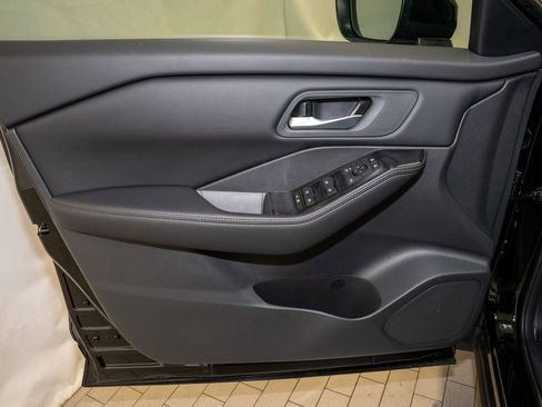 New 2026 Nissan Rogue SV image 13